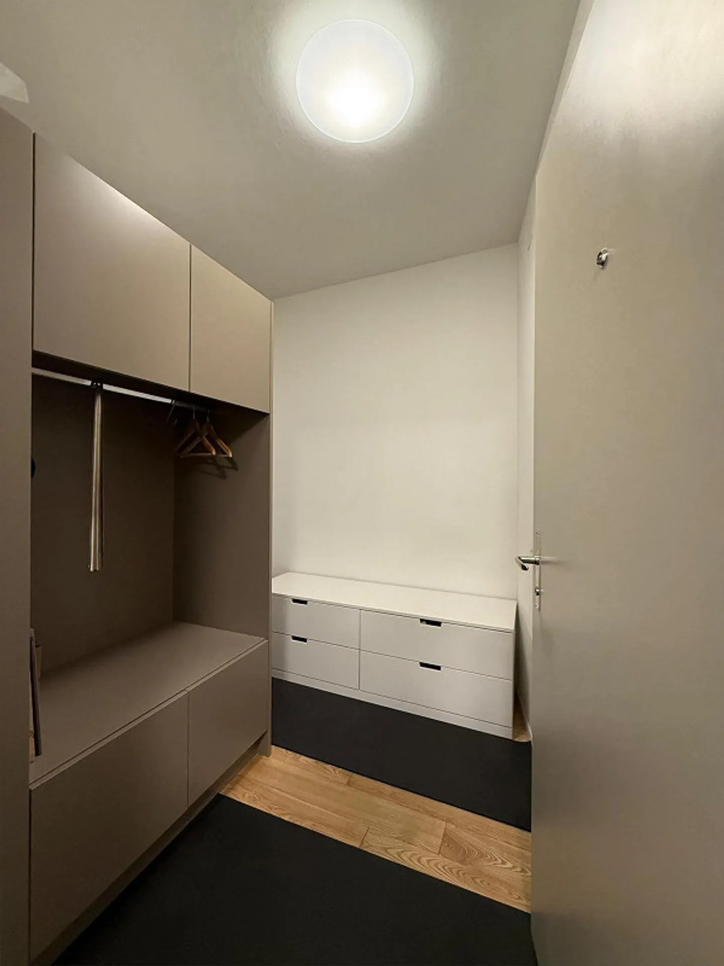 2.5 Room Apartment in the Old Town - Photo 5 of 8