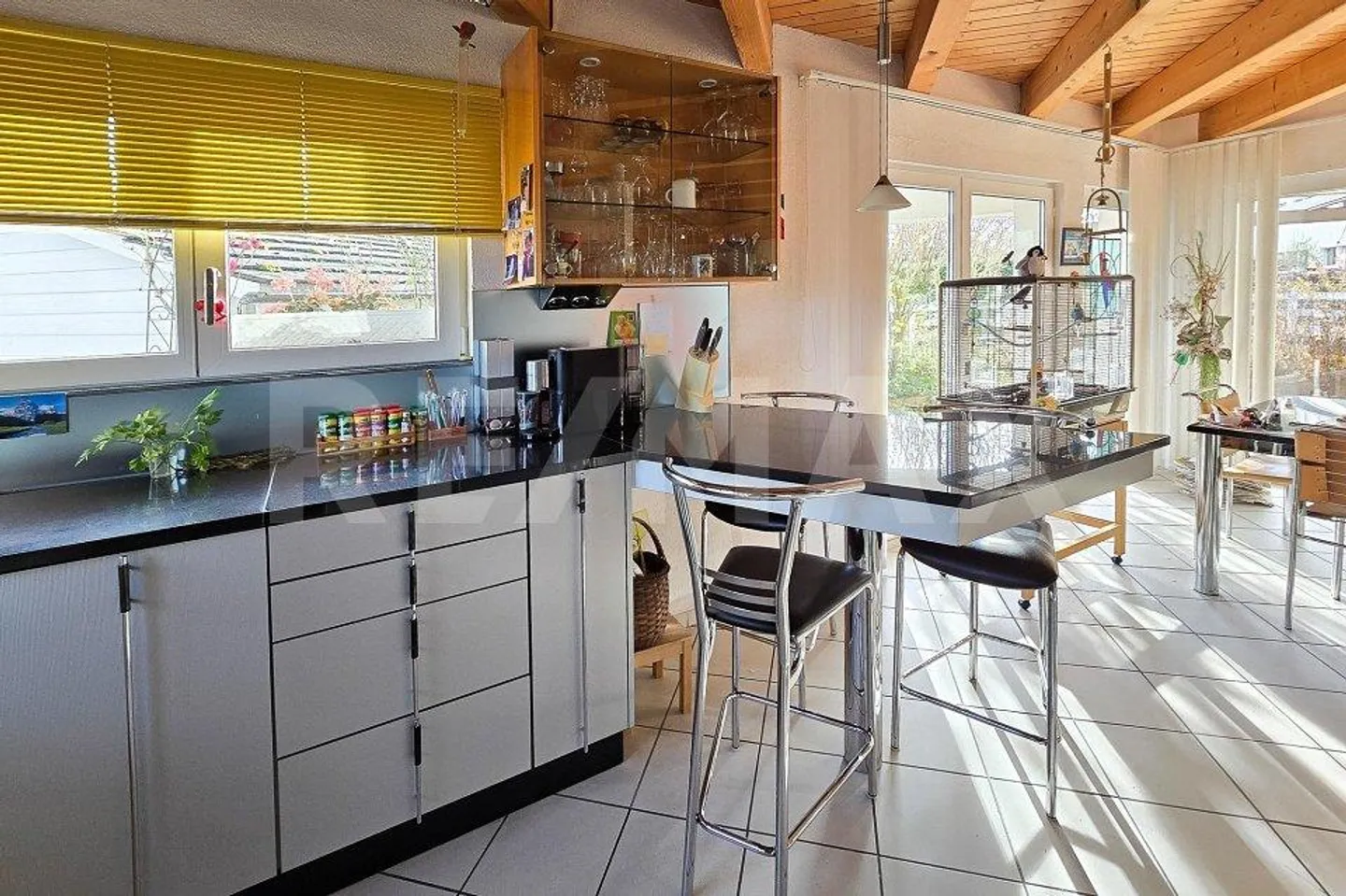 Casa unifamiliare - Spaziosa, ben tenuta, posizione tranquilla e rapidamente nella città di Liestal. - Foto 6 di 7