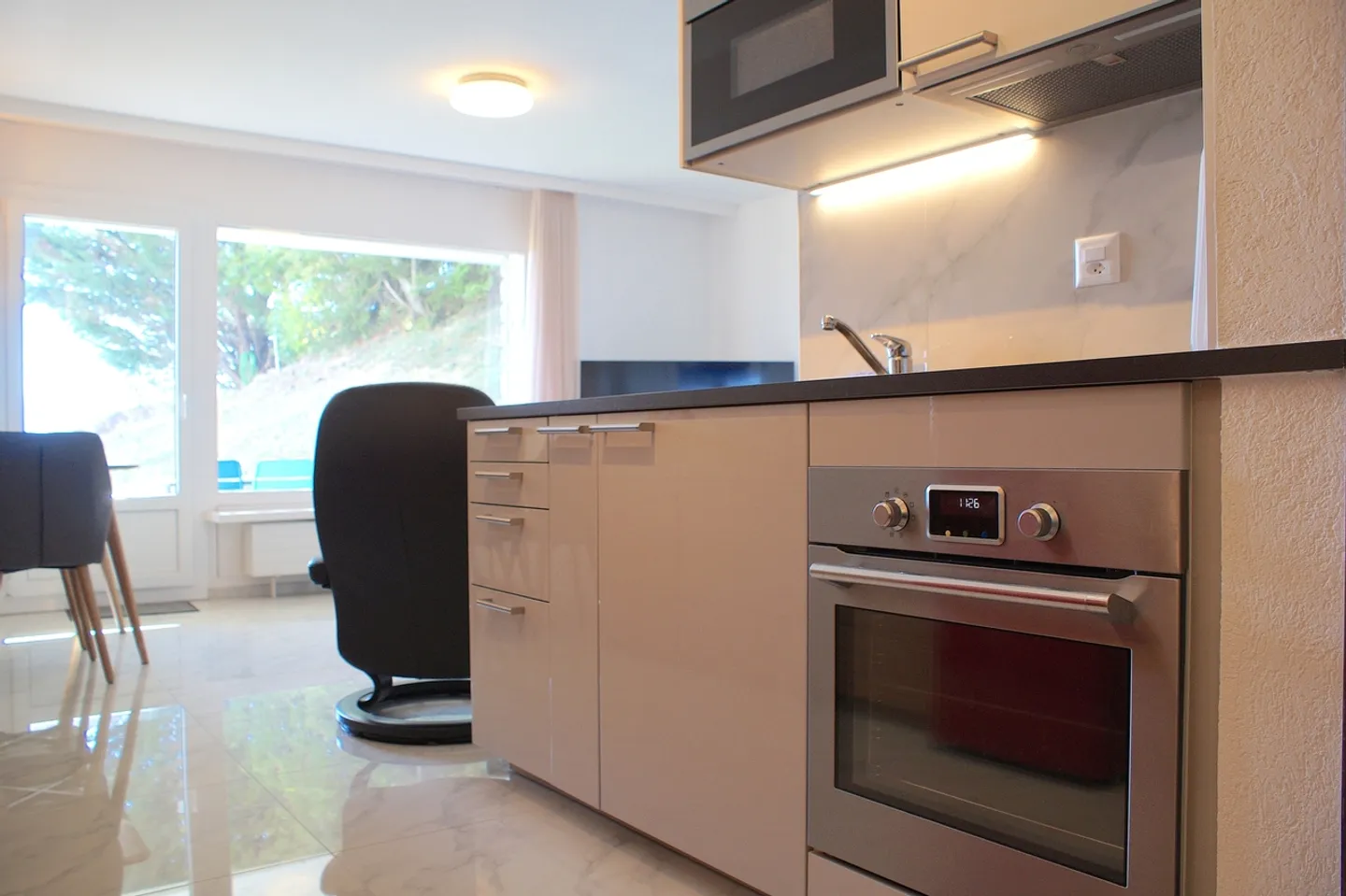 Apartment for rent - Photo 3 of 48