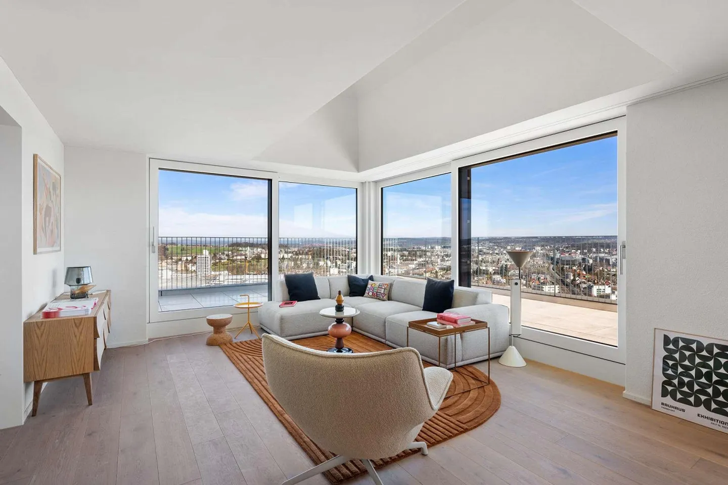 Style de vie au plus haut niveau - Appartement triplex de 3,5 pièces à Zurich - Photo 3 sur 14