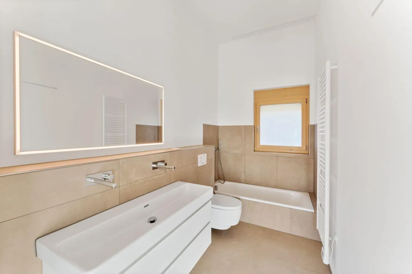 Prima o seconda residenza: Appartamento nuovo esclusivo in posizione privilegiata - Foto 11 di 18