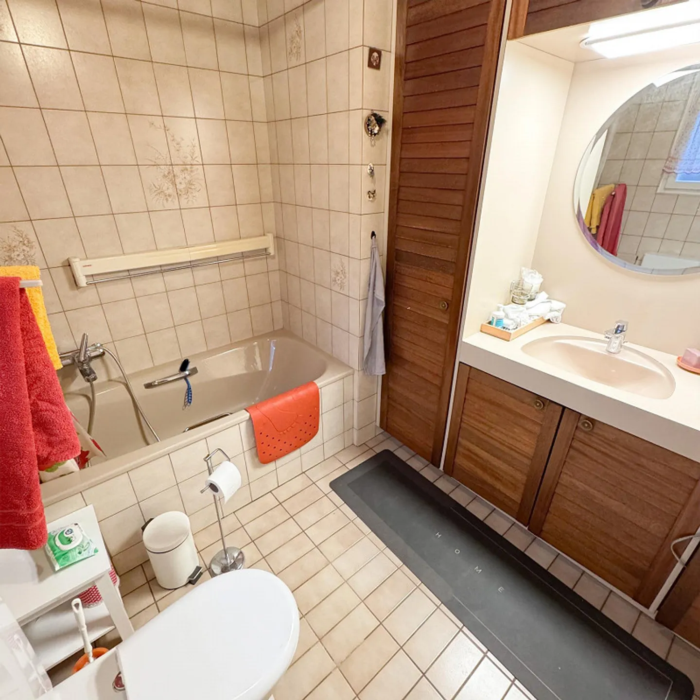 Maison individuelle spacieuse avec espace commercial intégré - Photo 8 sur 14