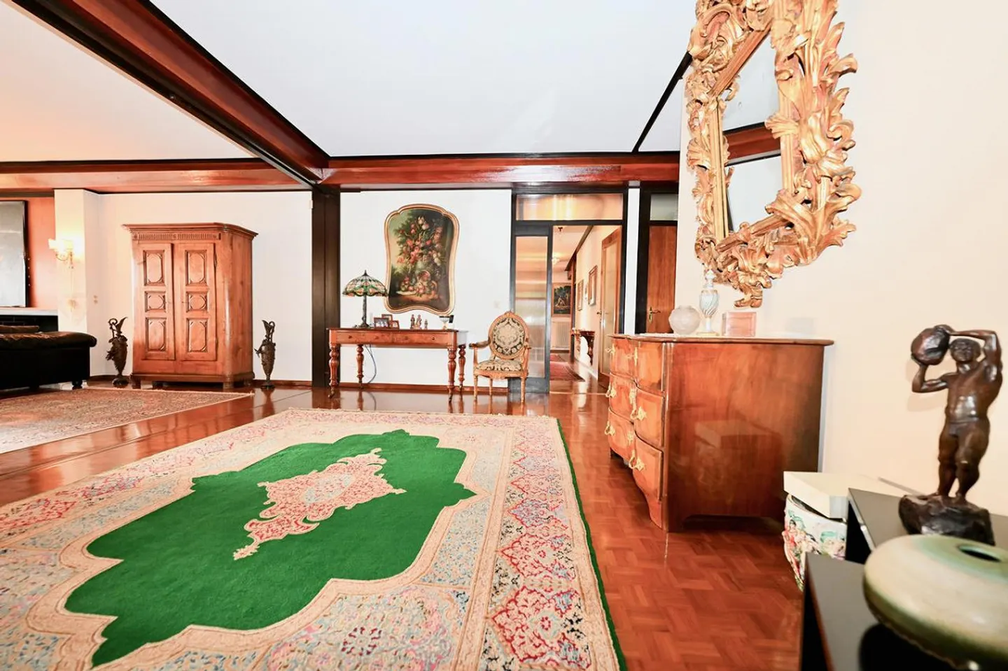 Villa Spaziosa con Grande Giardino - Foto 11 di 26