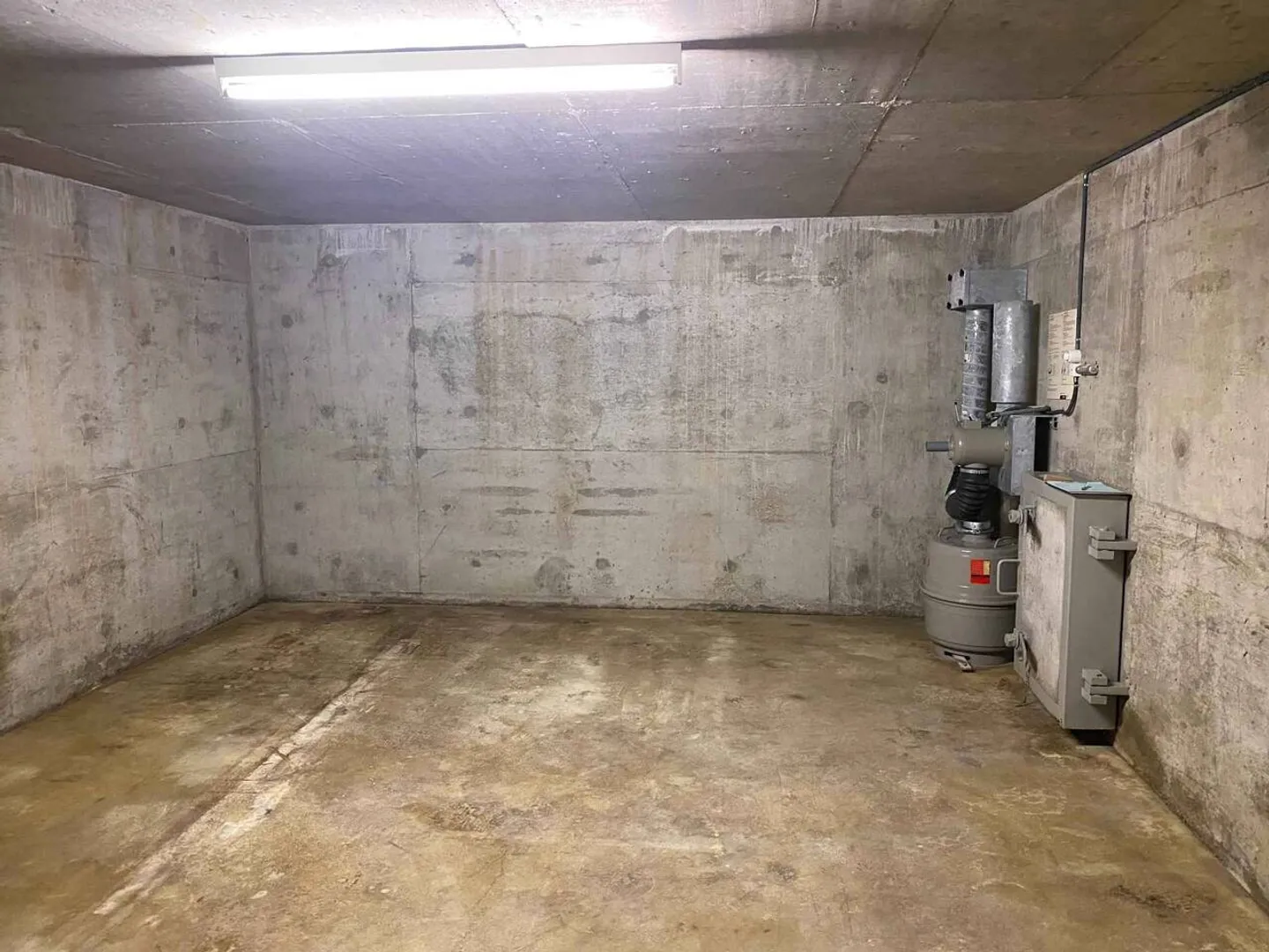 Local s/sol - Foto 2 von 10