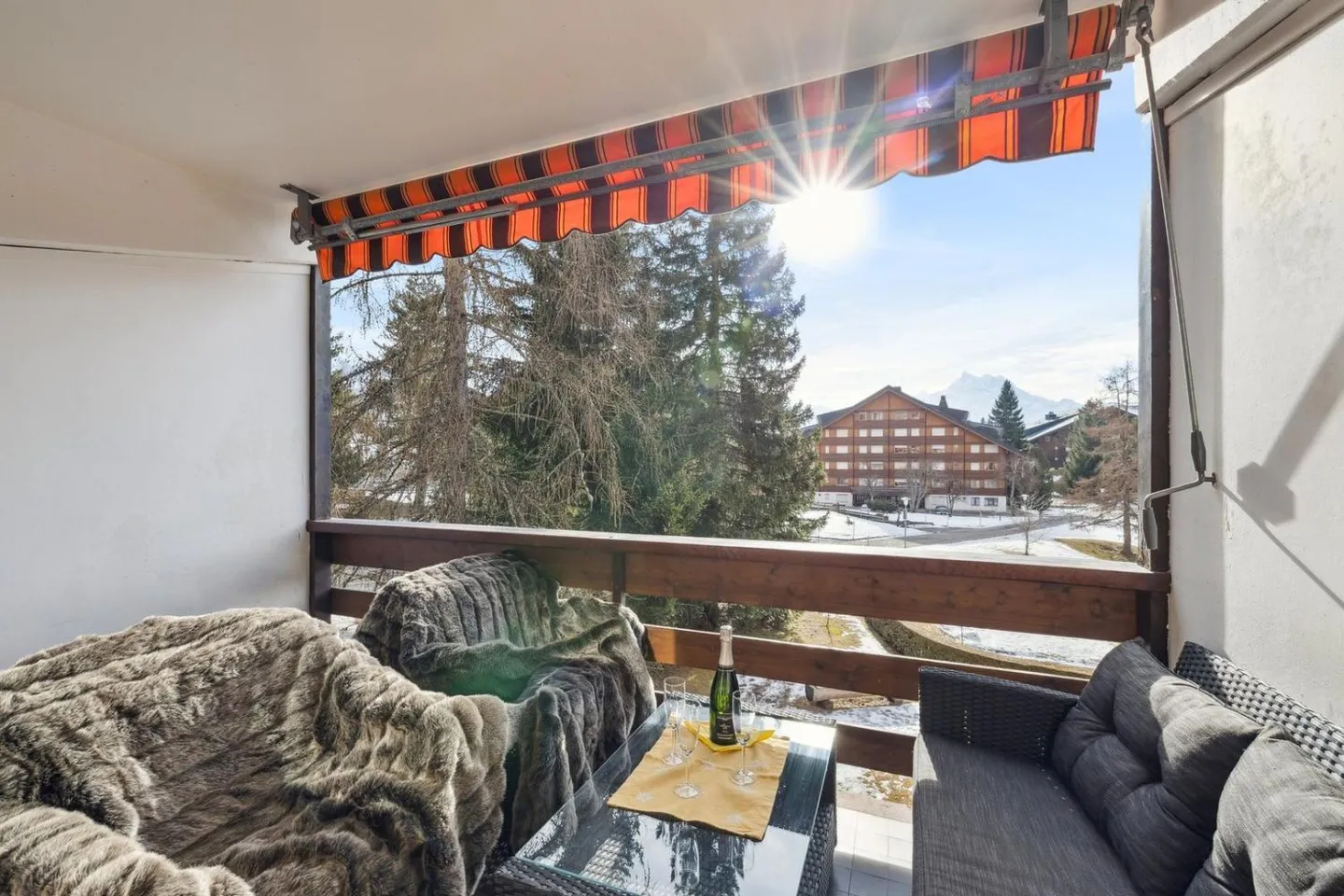 Charmantes Studio mit Balkon - Foto 11 von 13