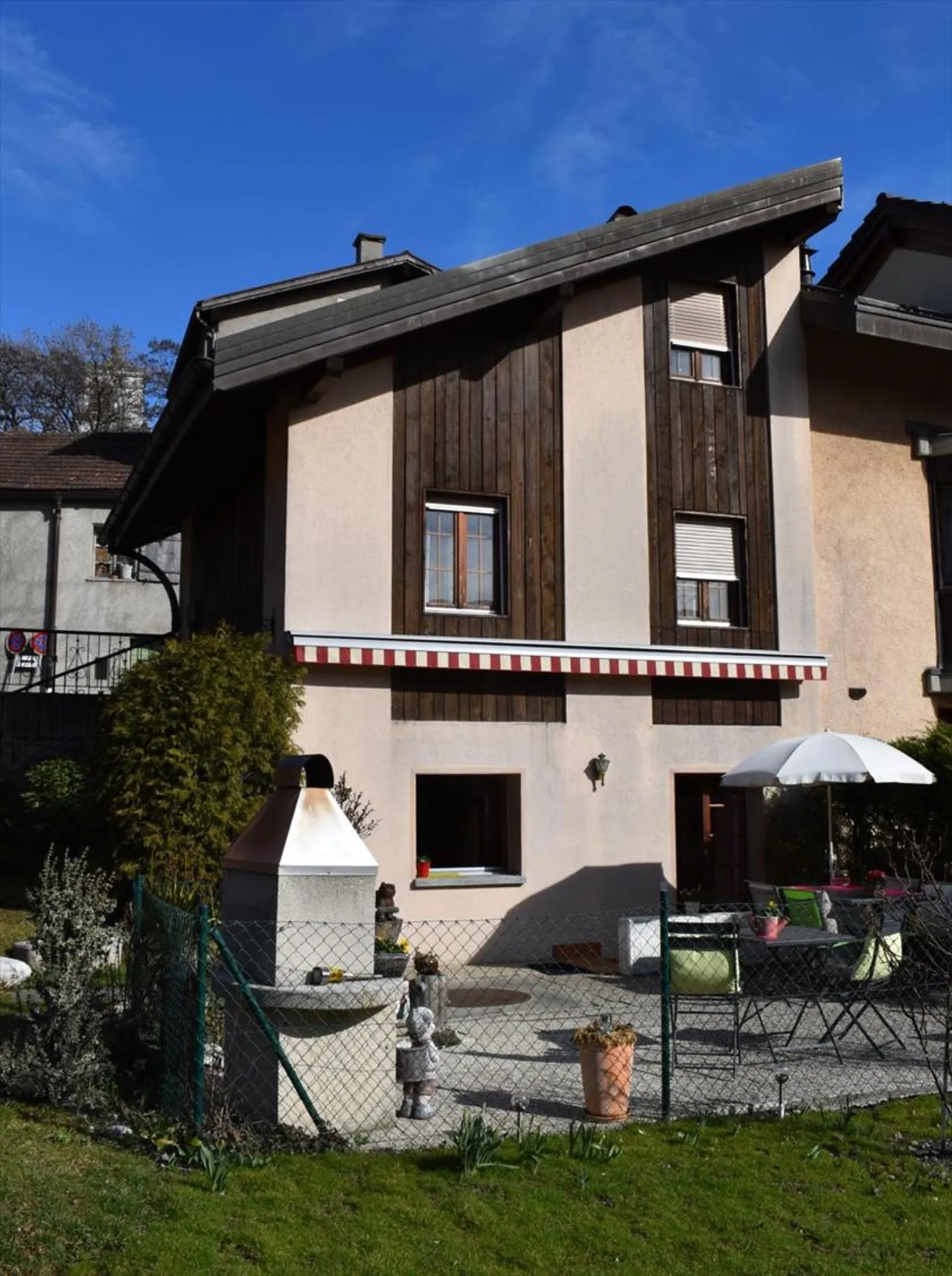 À vendre - NOËS (Sierre) - Maison 4.5 pièces + espace et terrain 469 m2 avec abri de jardin - Photo 5 sur 11