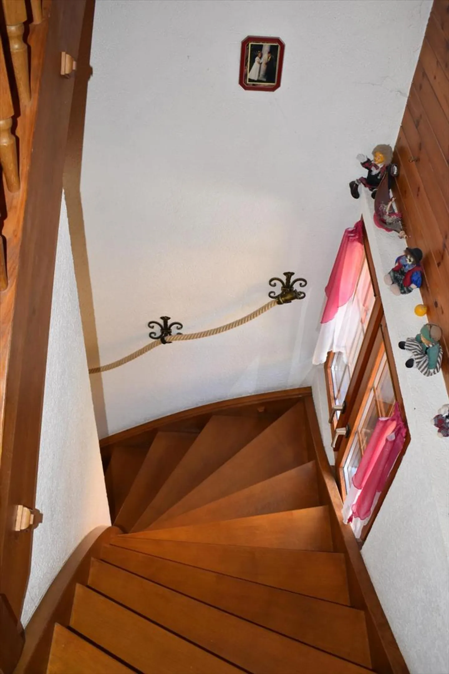 À vendre - NOËS (Sierre) - Maison 4.5 pièces + espace et terrain 469 m2 avec abri de jardin - Photo 9 sur 11