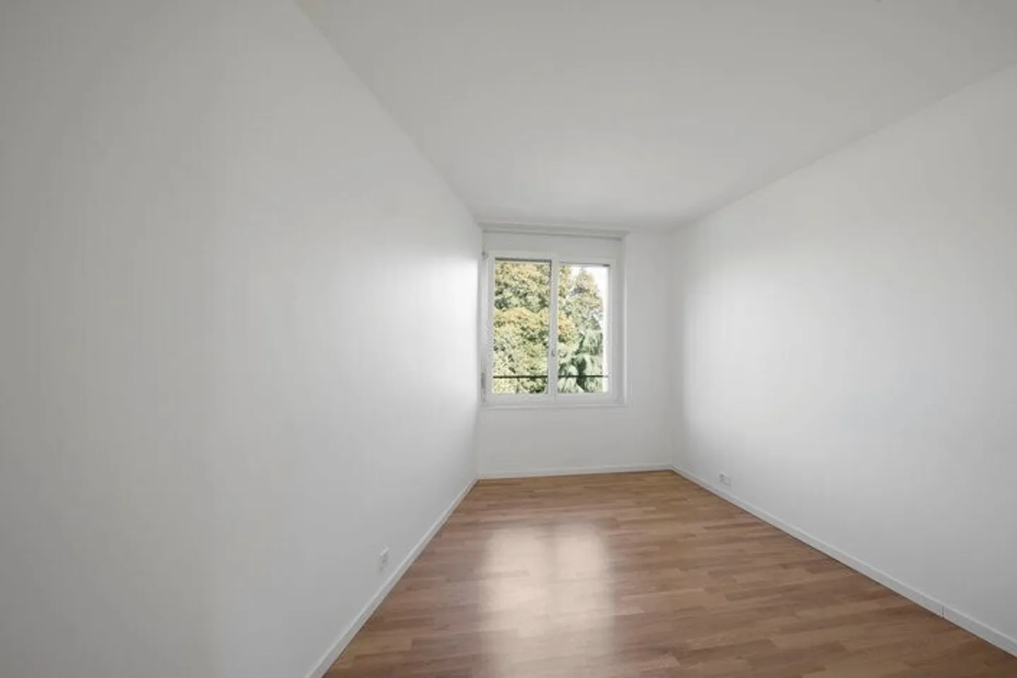 Superbo appartamento luminoso di 3,5 stanze - Foto 5 di 9