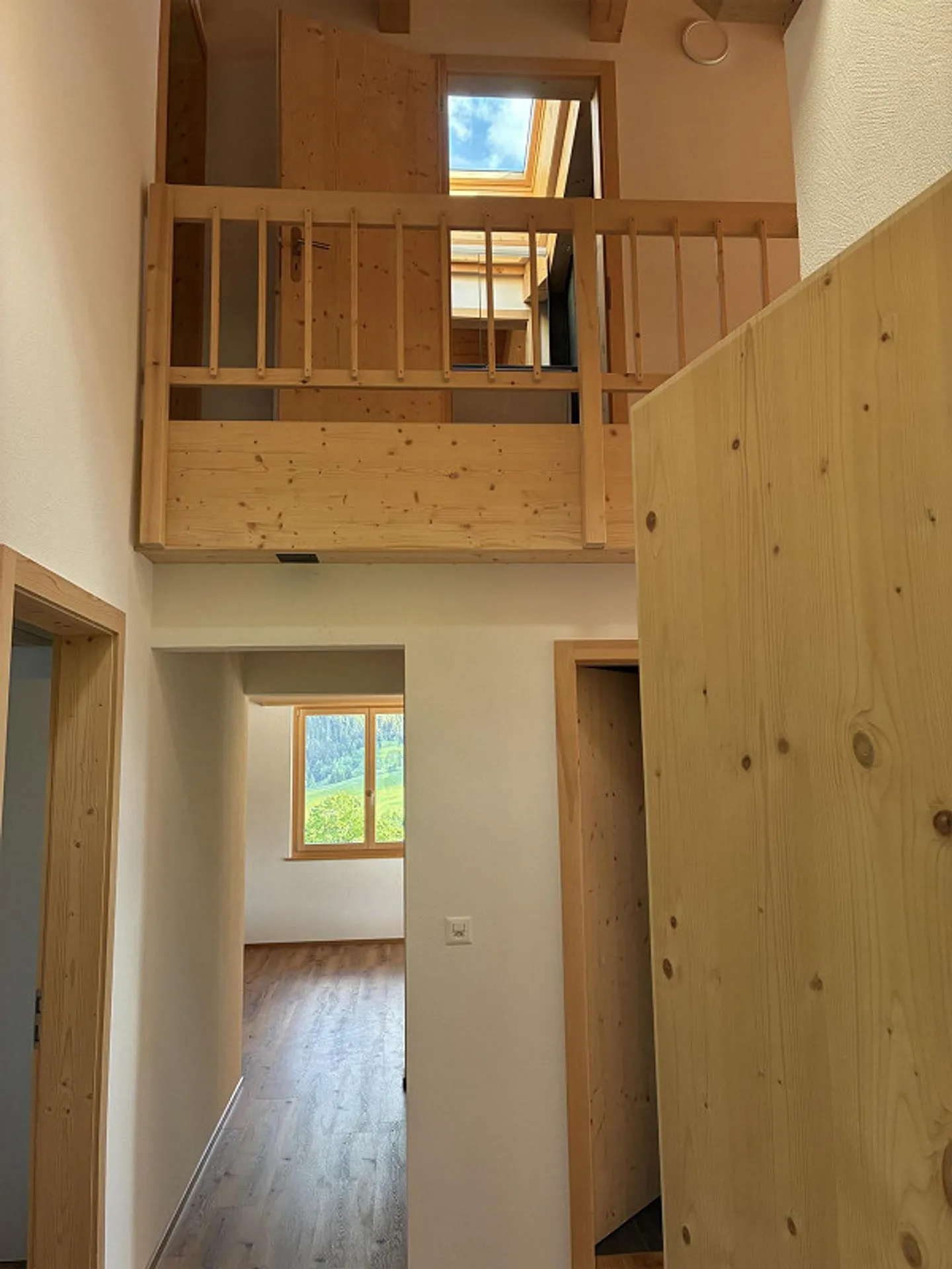 For rent 6-room apartment - Photo 4 of 10