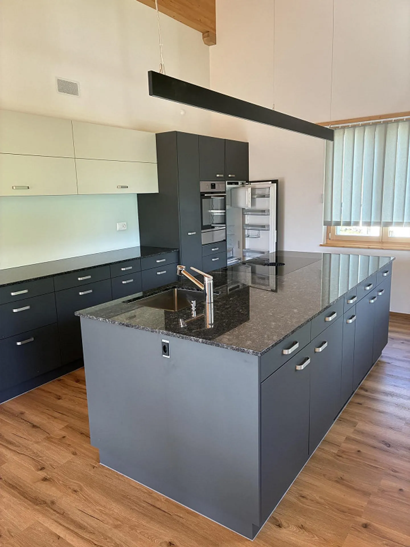 For rent 6-room apartment - Photo 6 of 10