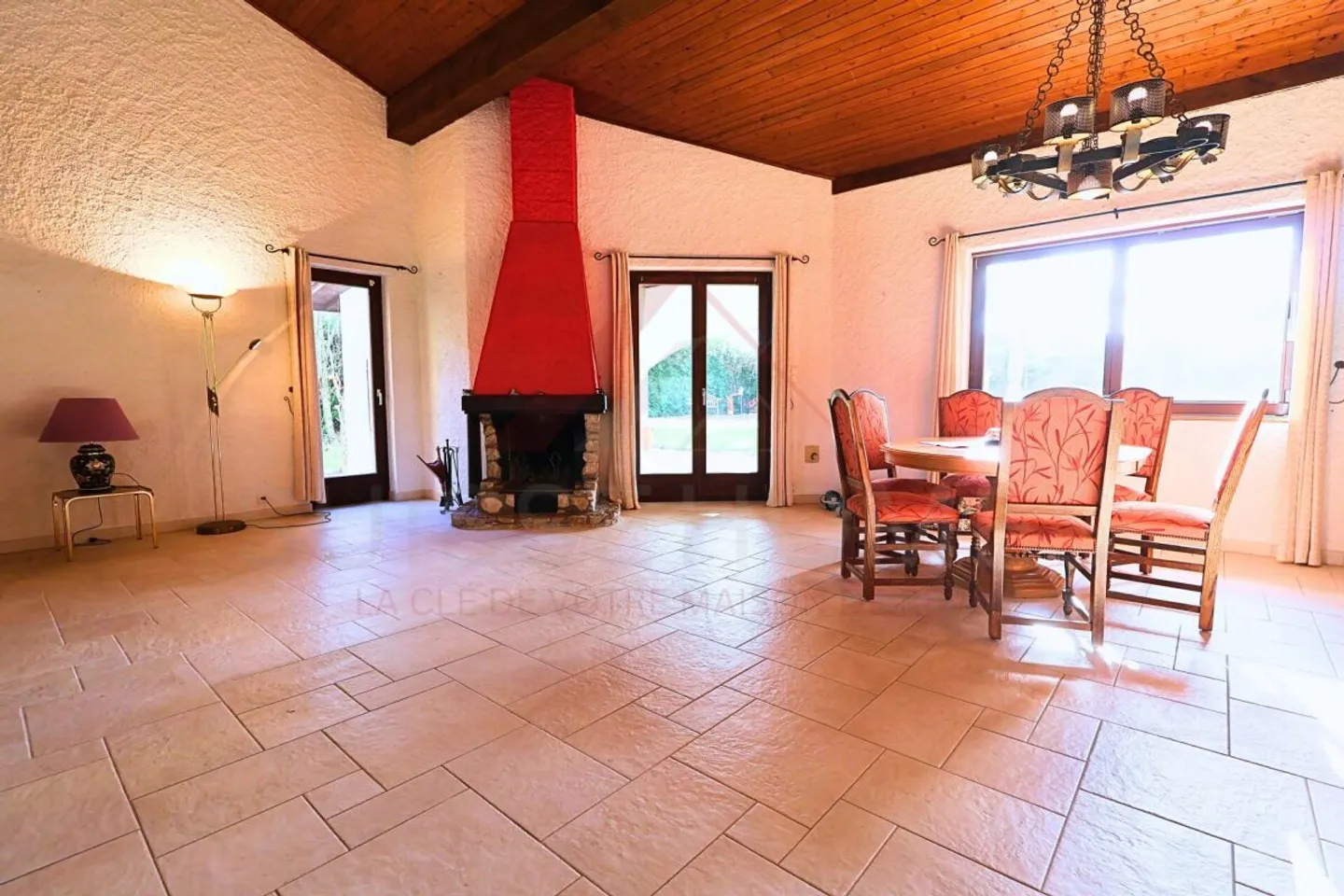 Ein Lebensstil in Porrentruy - außergewöhnliche Villa mit Pool, Unabhängigkeit und Garten - Foto 2 von 23