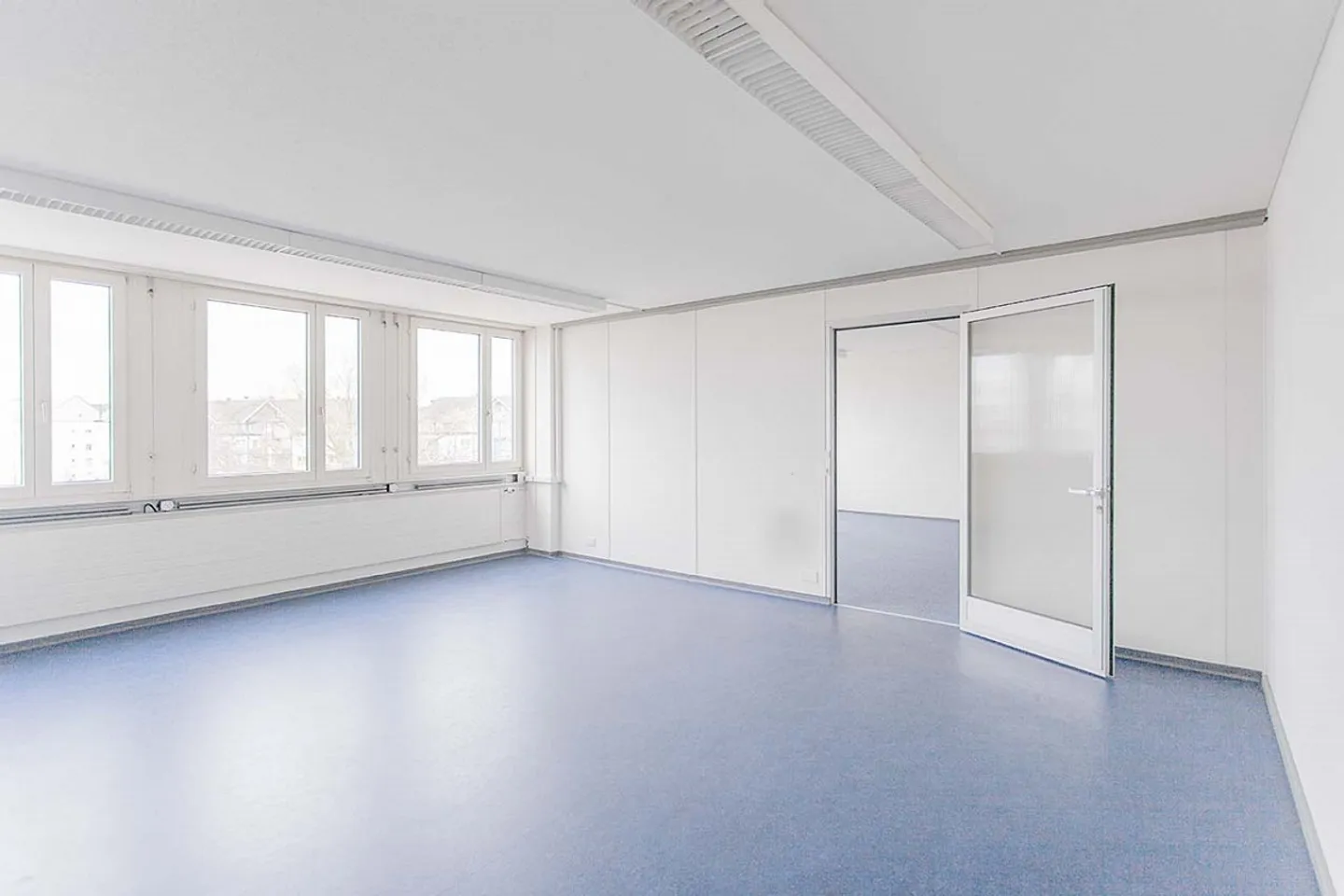 Camere diverse a Schwerzenbach - Foto 3 di 3