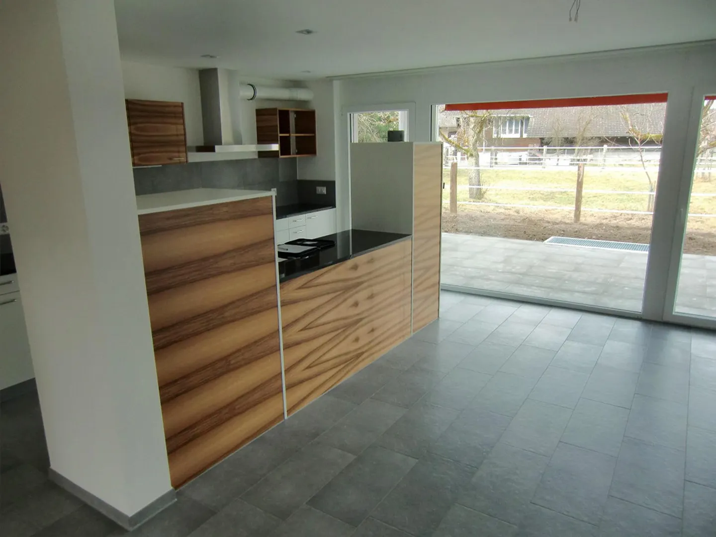 Appartamento attraente di 4,5 stanze al piano terra! - Foto 2 di 12