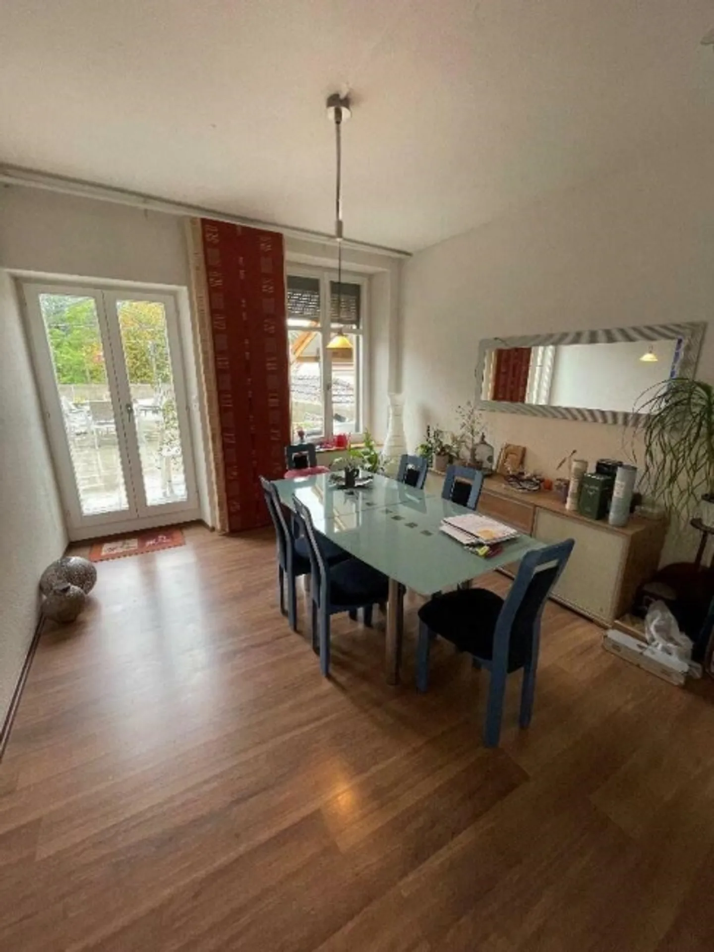 Ideale Lage in einem dynamischen Dorf - Foto 9 von 11