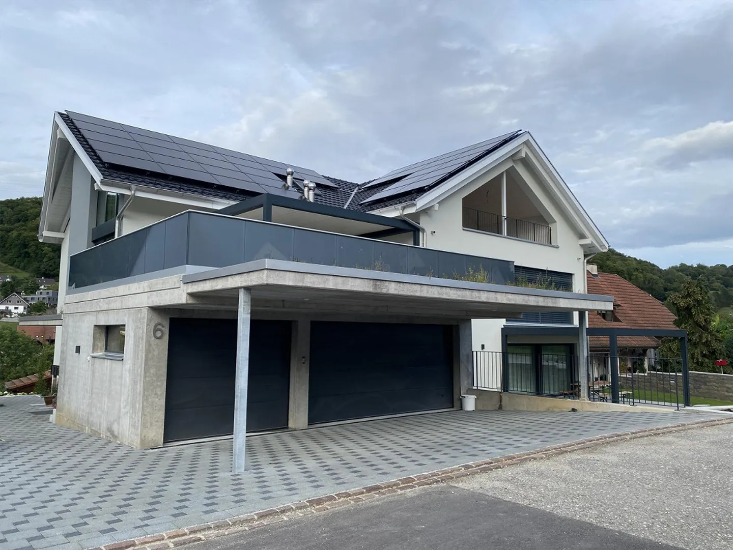 Prima locazione appartamento 3,5 locali in posizione soleggiata - Foto 1 di 15