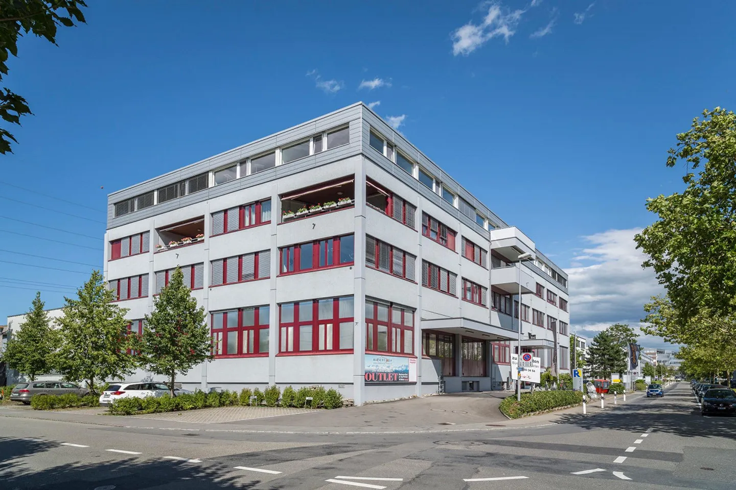 Votre nouveau lieu d'affaires au cœur de Cham - Photo 1 sur 2