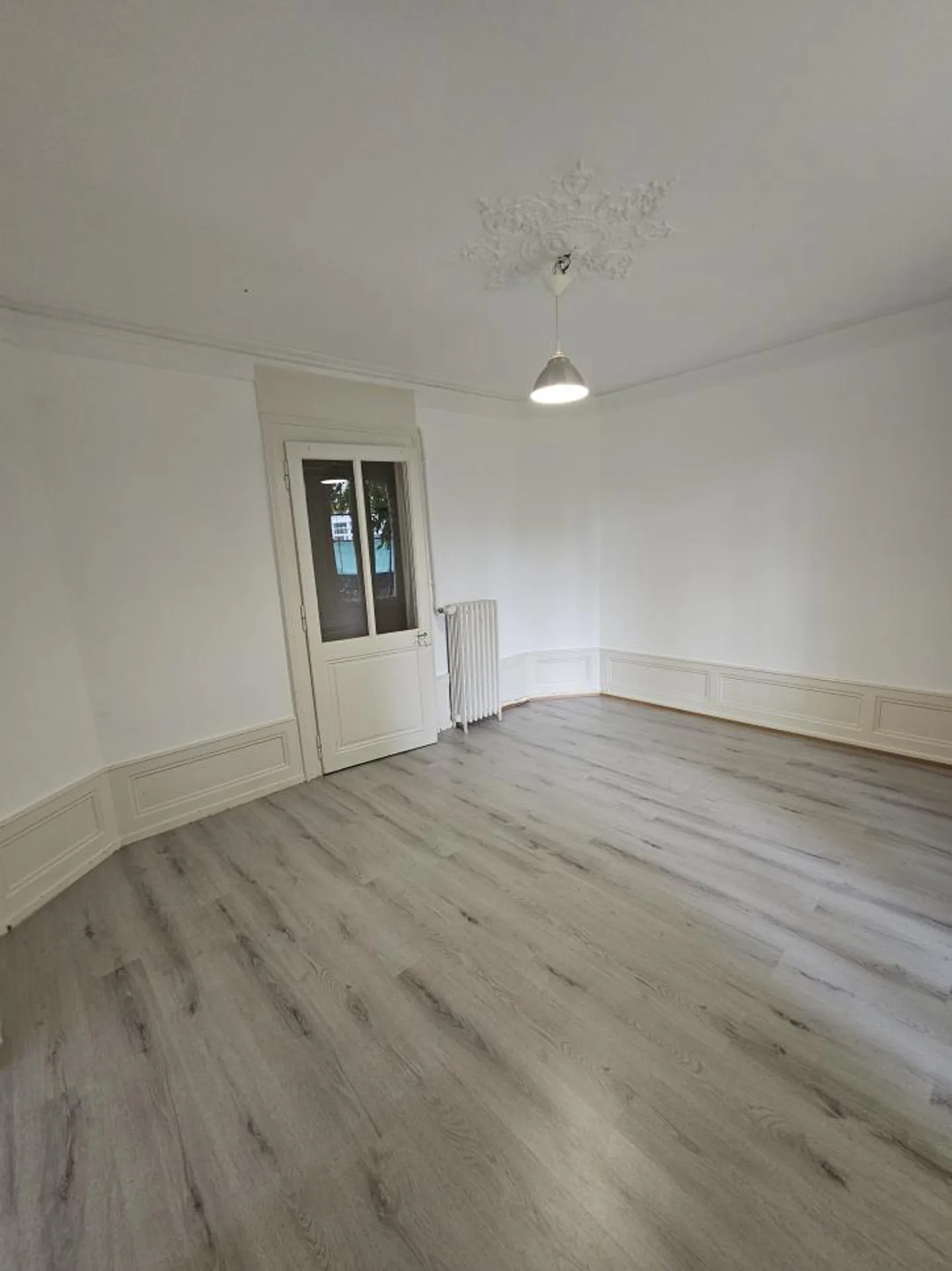 Ampio appartamento di 3 locali con una stanza indipendente – Yverdon-les-Bains - Foto 4 di 6