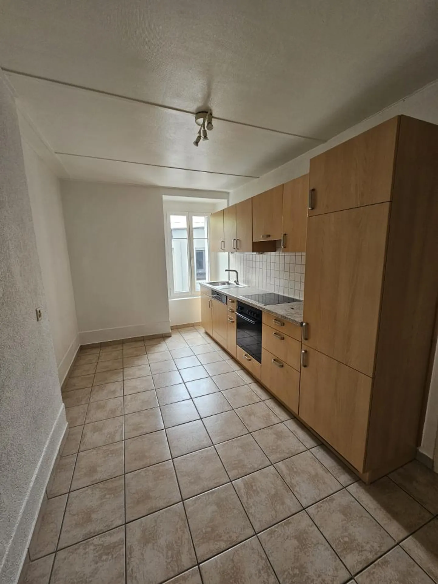 Ampio appartamento di 3 locali con una stanza indipendente – Yverdon-les-Bains - Foto 6 di 6