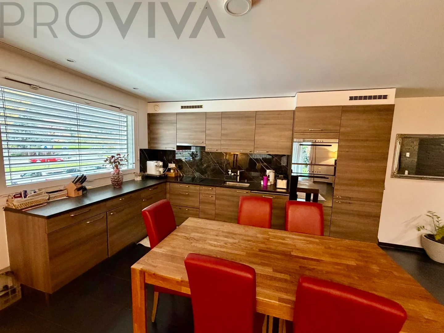 Appartement moderne avec jardin - Photo 1 sur 6