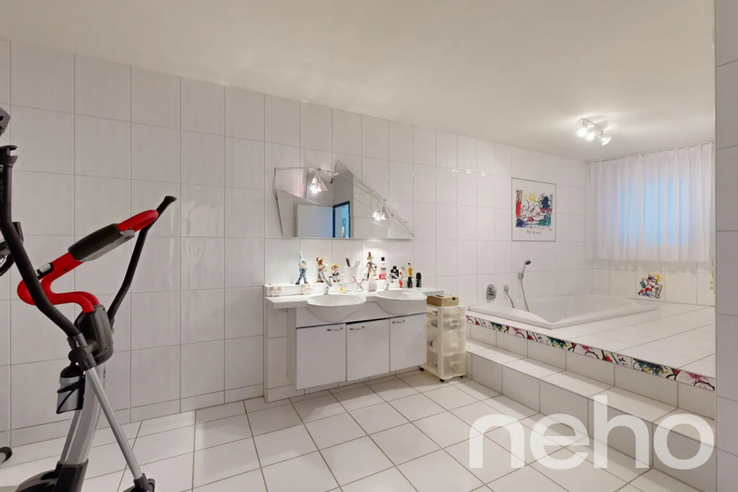 Casa unifamiliare con architettura unica e vista mozzafiato - Foto 10 di 13