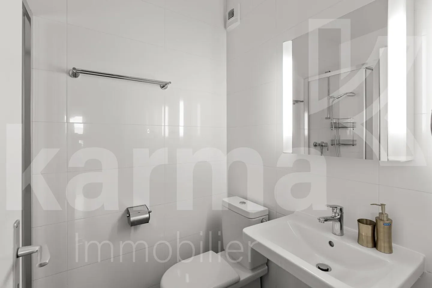 Appartamento luminoso con vista sul lago e sulle montagne - Foto 9 di 13