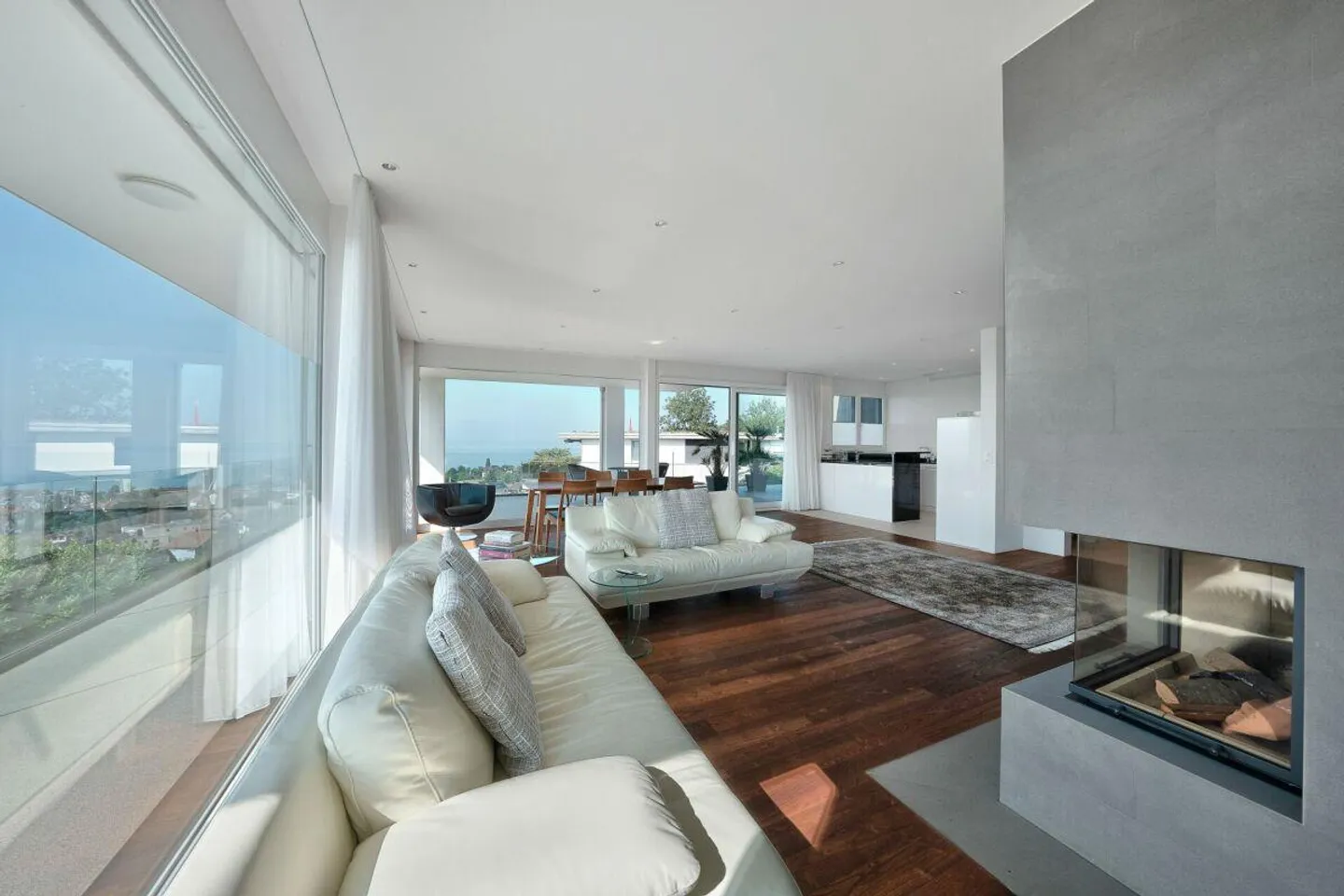 Stilvolle Attika-Maisonette mit Seeblick - Foto 10 von 13