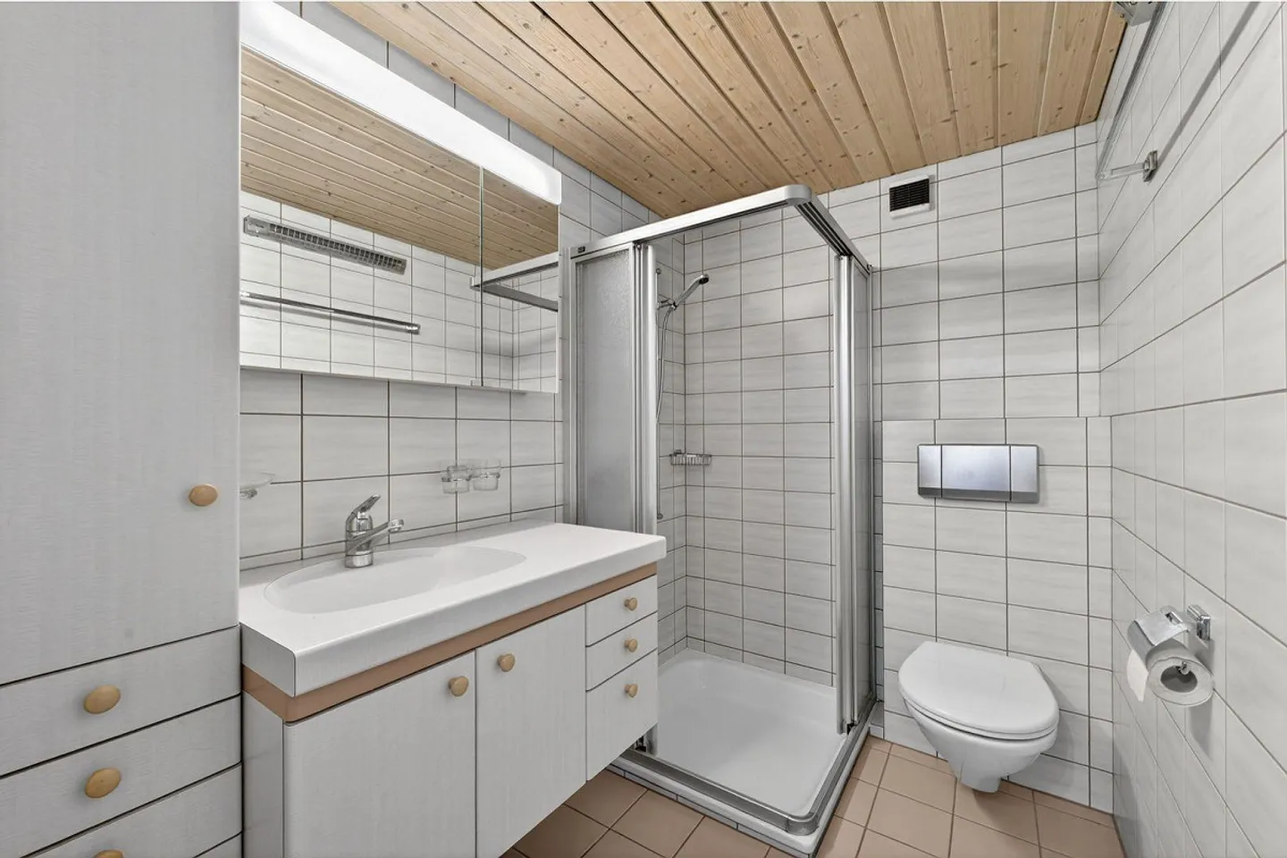 Cozy Second Home with Views of Gotschna and Madrisa - Photo 8 of 12