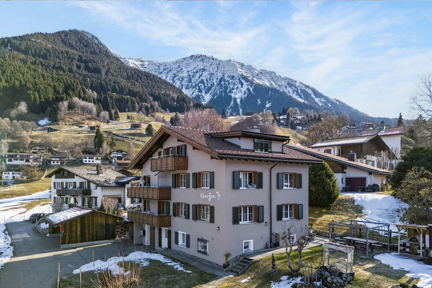 Cozy Second Home with Views of Gotschna and Madrisa - Photo 9 of 12