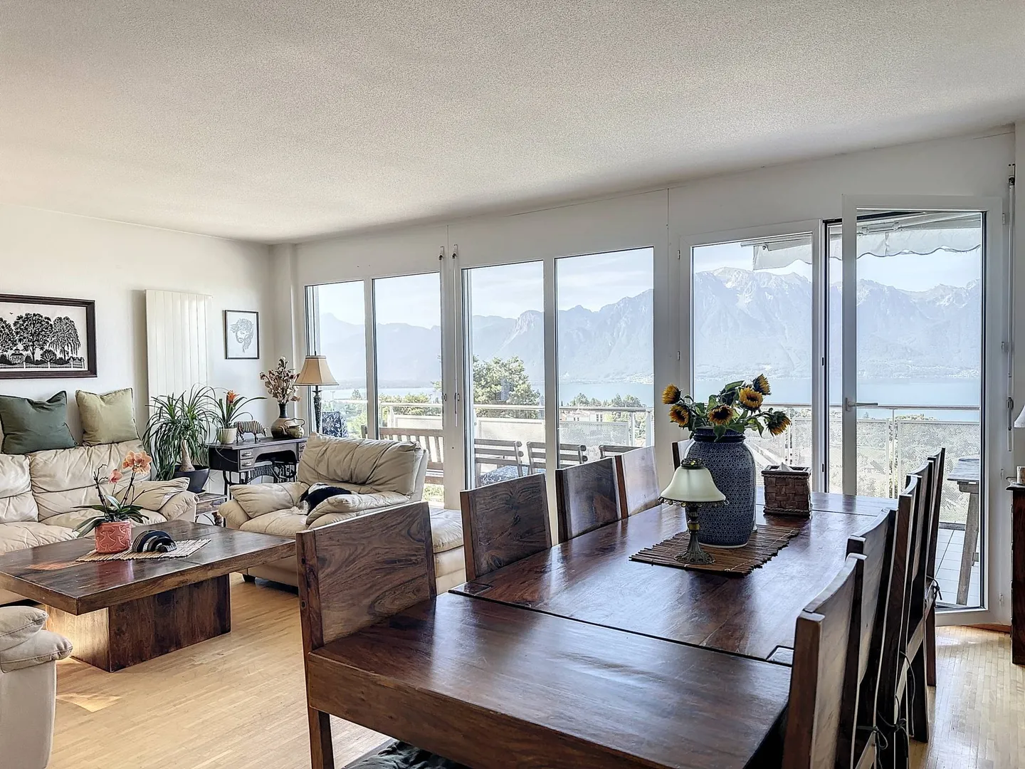 Villa bifamiliare di 5,5 locali, con vista panoramica sul lago e sulle Alpi! - Foto 11 di 13