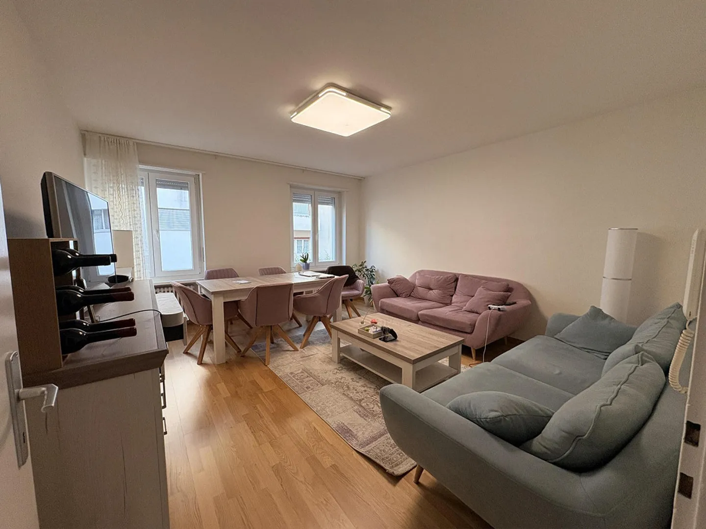 Highlight of Living in Gundeli: Modern 3.5-Room Apartment - Photo 1 of 6