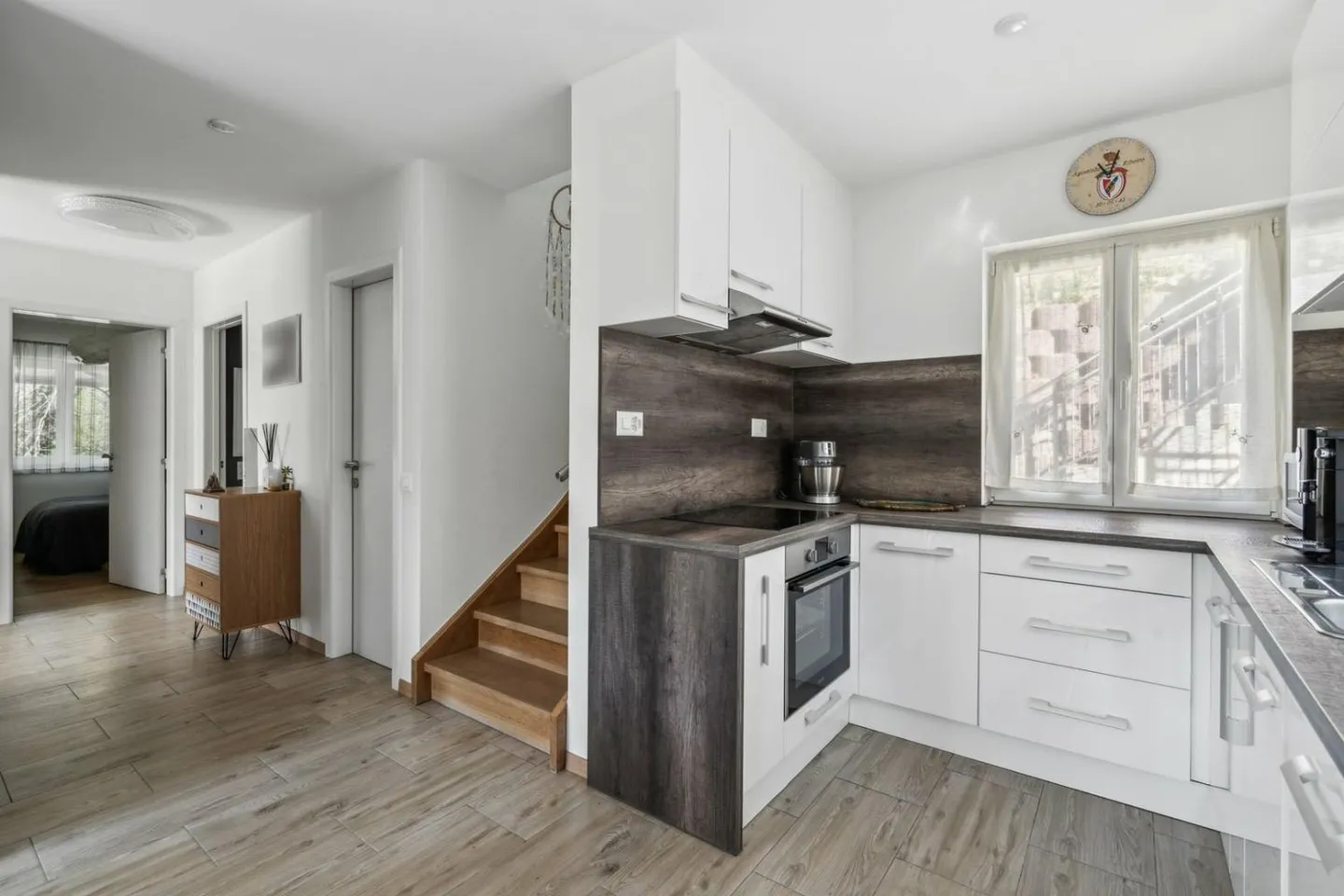 Modern Chalet with 4 Rooms between Ollon and Villars - Photo 5 of 13