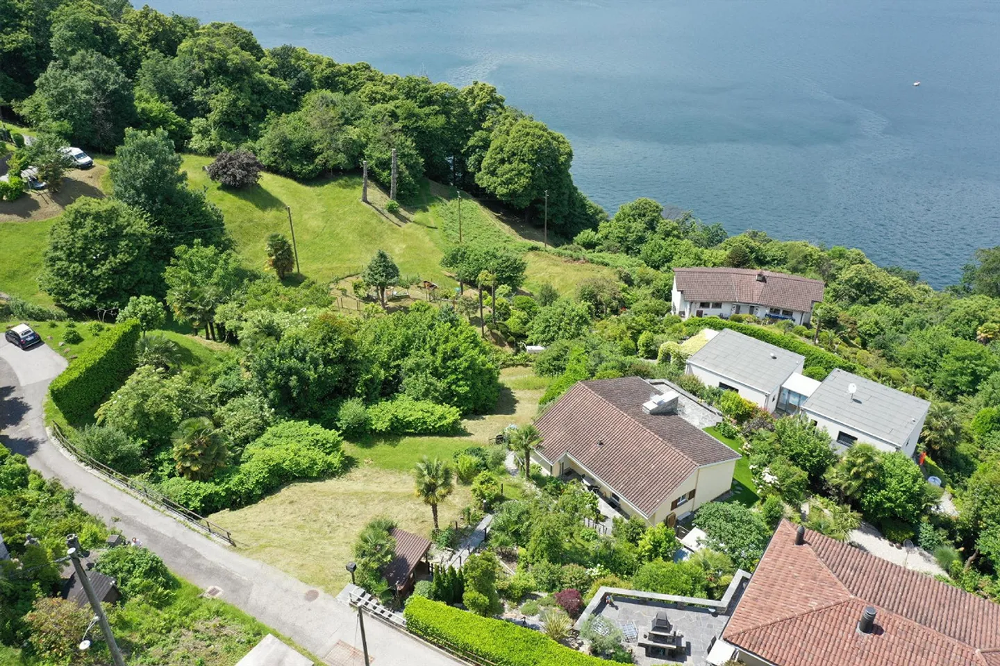 Terreno edificabile con vista panoramica sul Lago Maggiore - Foto 1 di 7