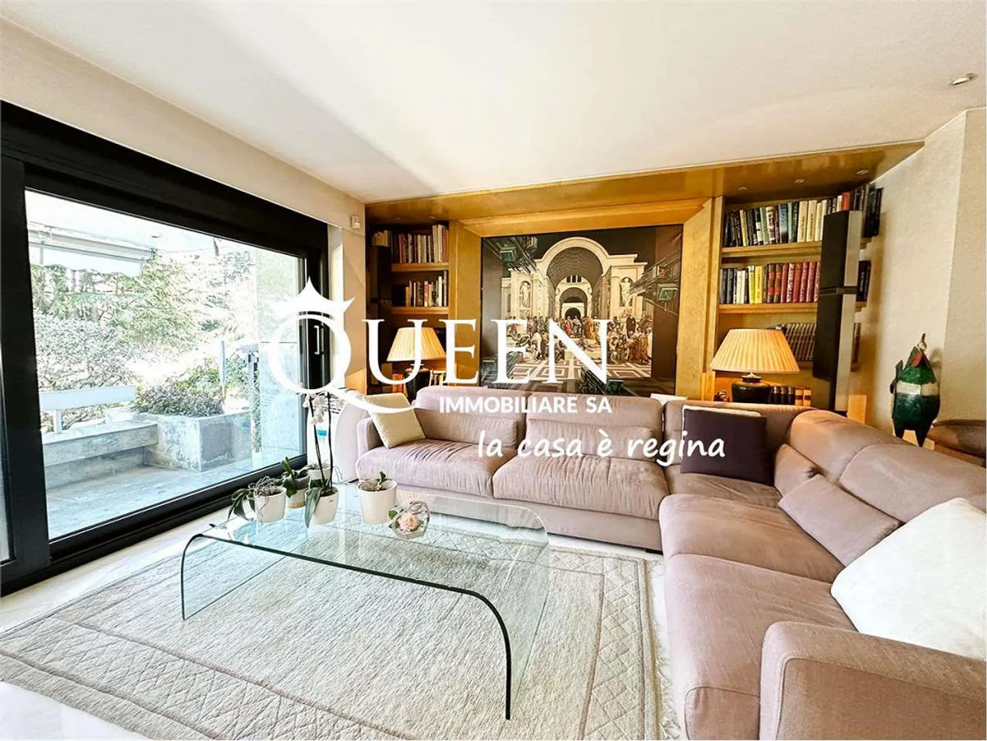 Bella villa a Gentilino, 4.5 camere, 240 m², con giardino e piscina in una zona residenziale tranquilla - Foto 5 di 13