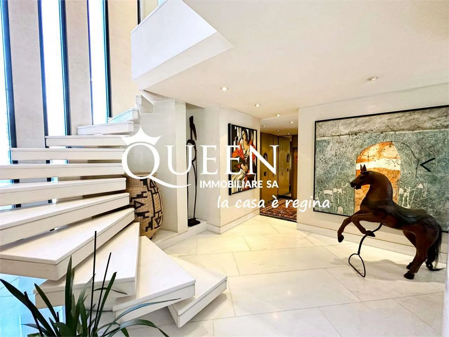 Bella villa a Gentilino, 4.5 camere, 240 m², con giardino e piscina in una zona residenziale tranquilla - Foto 9 di 13