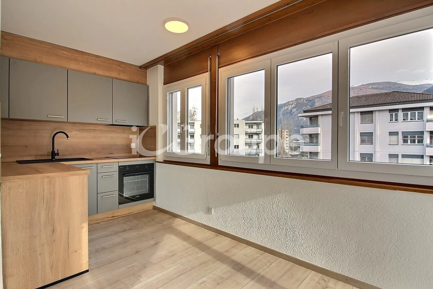 Appartamento in affitto - Foto 1 di 7