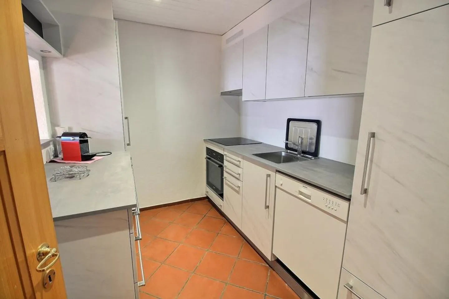 Appartement zur Miete für die Woche auf dem Fußgängerbereich des Dorfplatzes - Foto 6 von 13