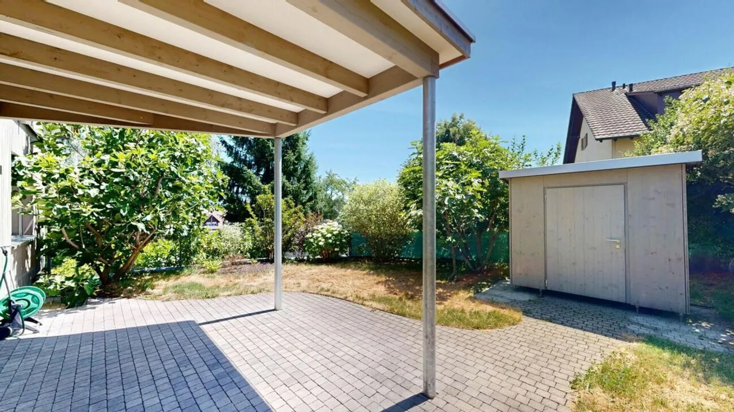 Appartamento giardino 3,5 locali con giardino privato di 242 m² e ingresso separato - Foto 4 di 14