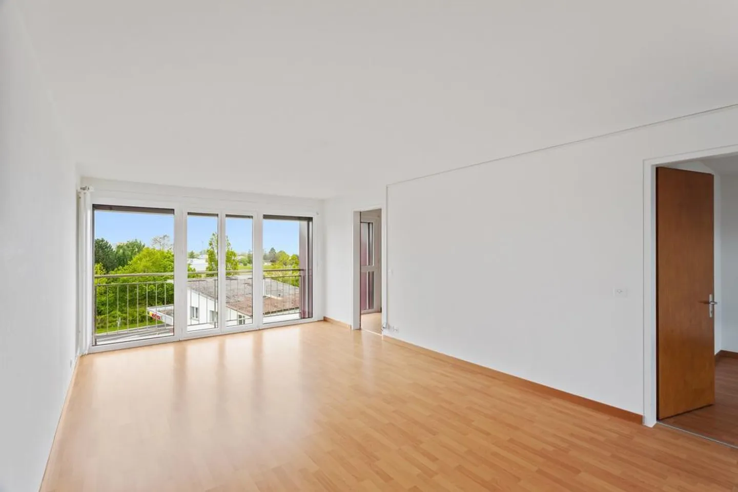 Schöner Wohnraum! - Foto 3 von 9