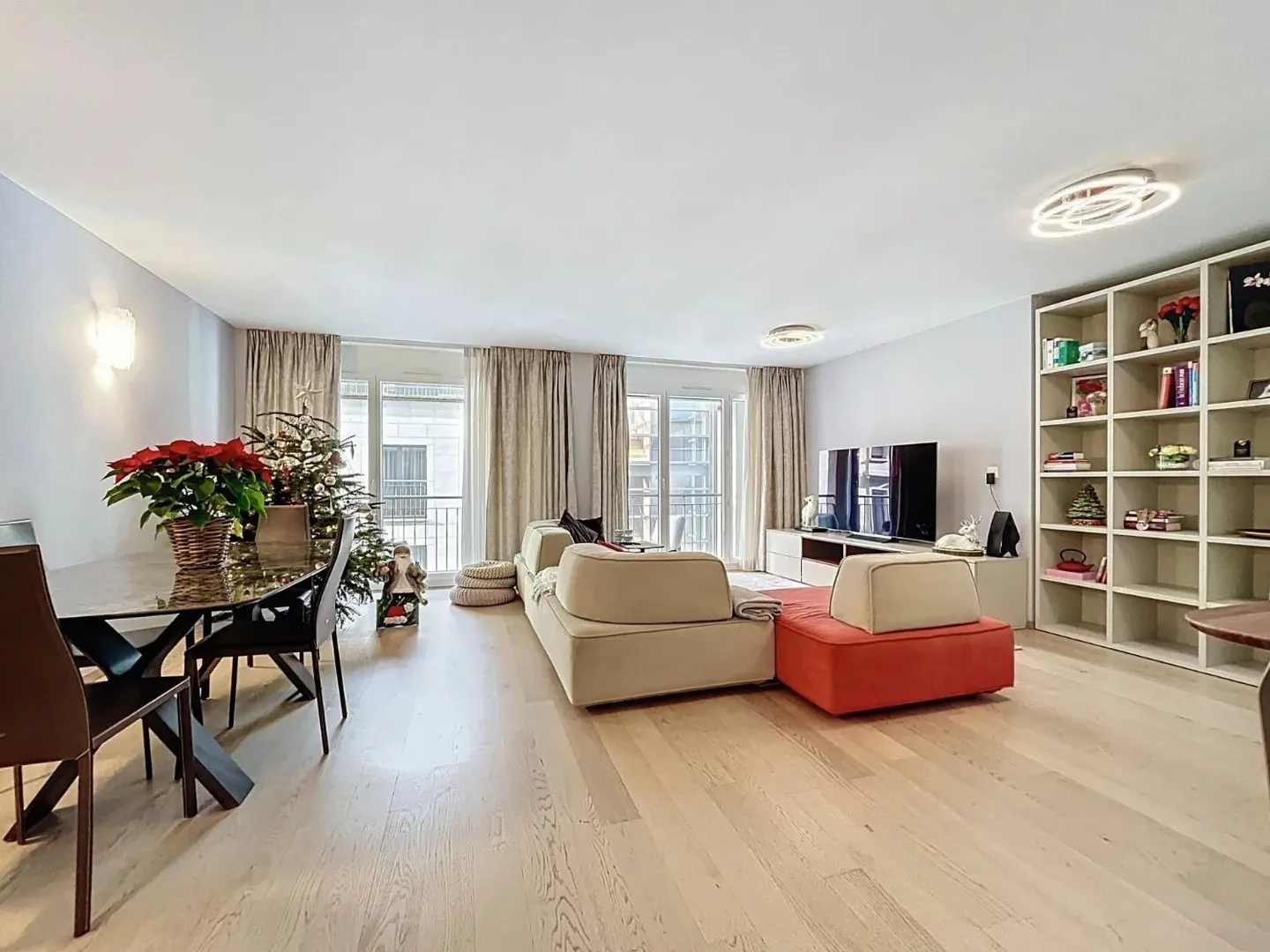 Appartamento con 4.5 stanze nel centro città - Foto 1 di 11