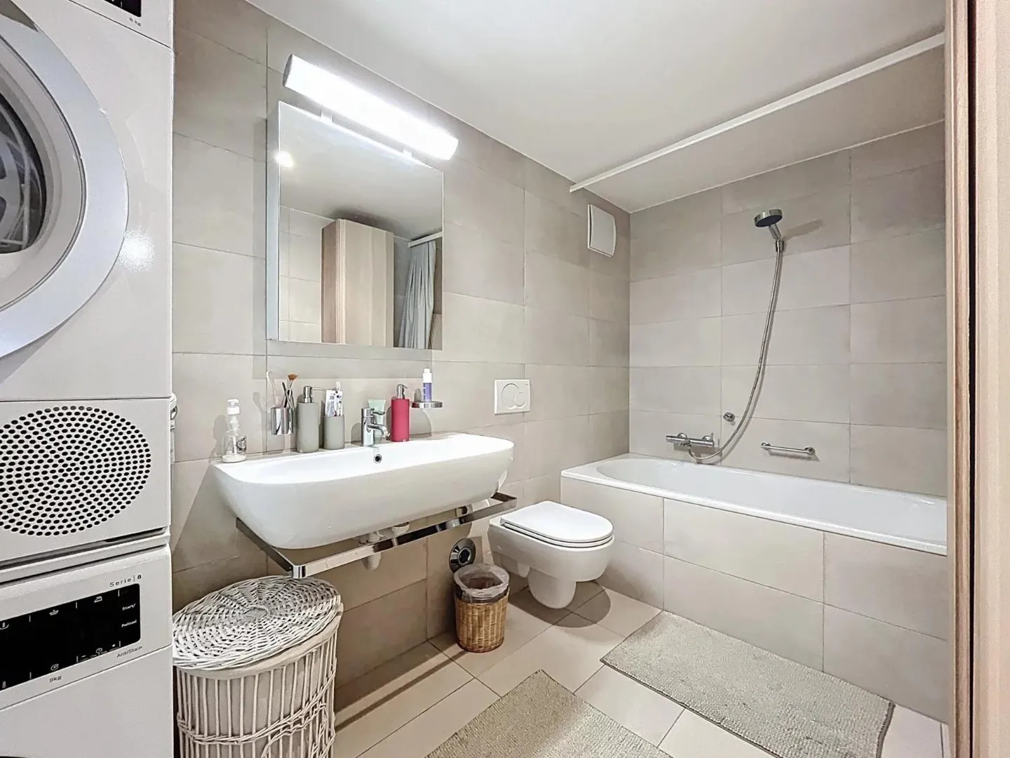 Appartamento con 4.5 stanze nel centro città - Foto 8 di 11