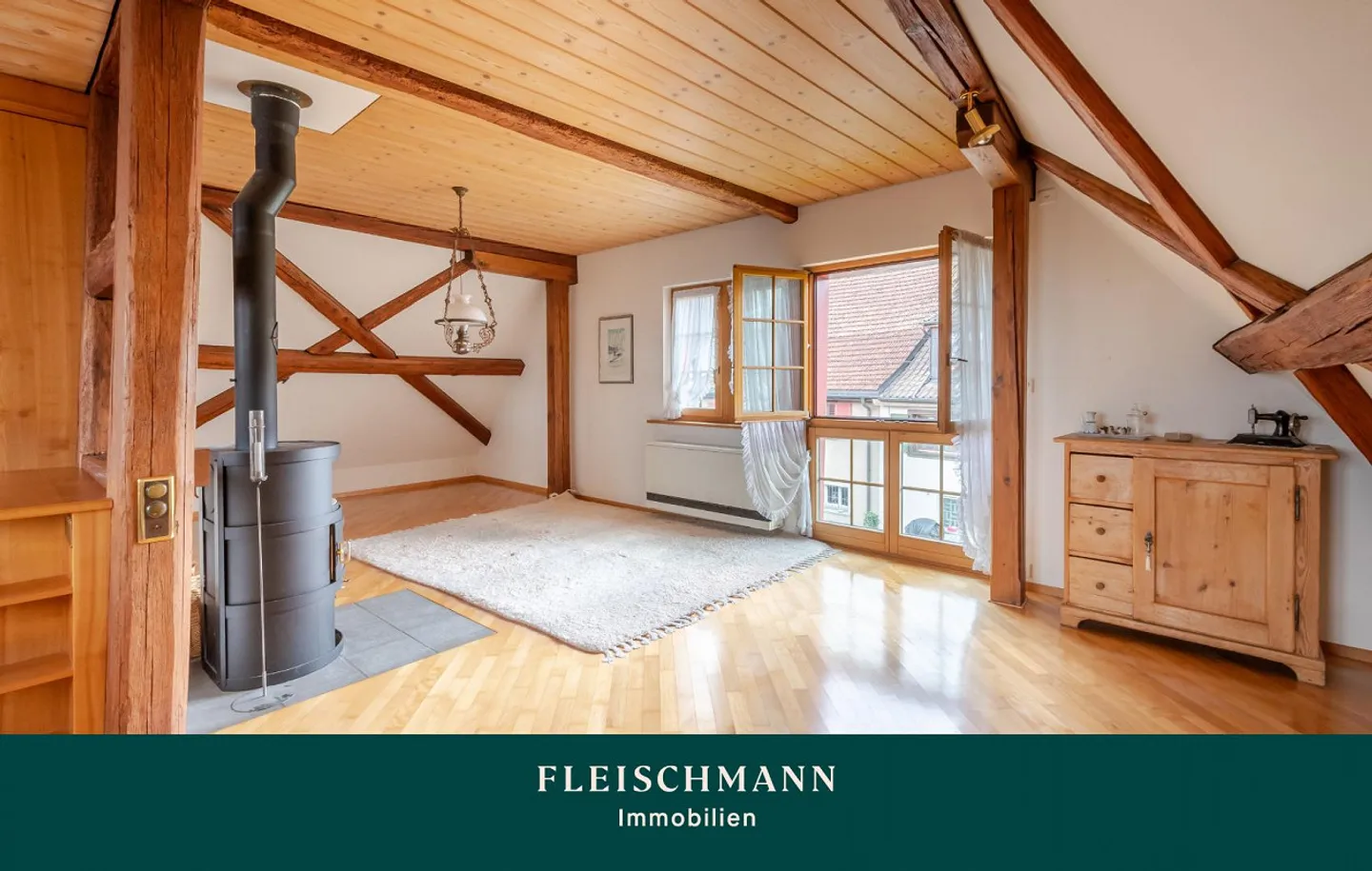 Affascinante casa a graticcio con un'atmosfera abitativa accogliente - Foto 1 di 22