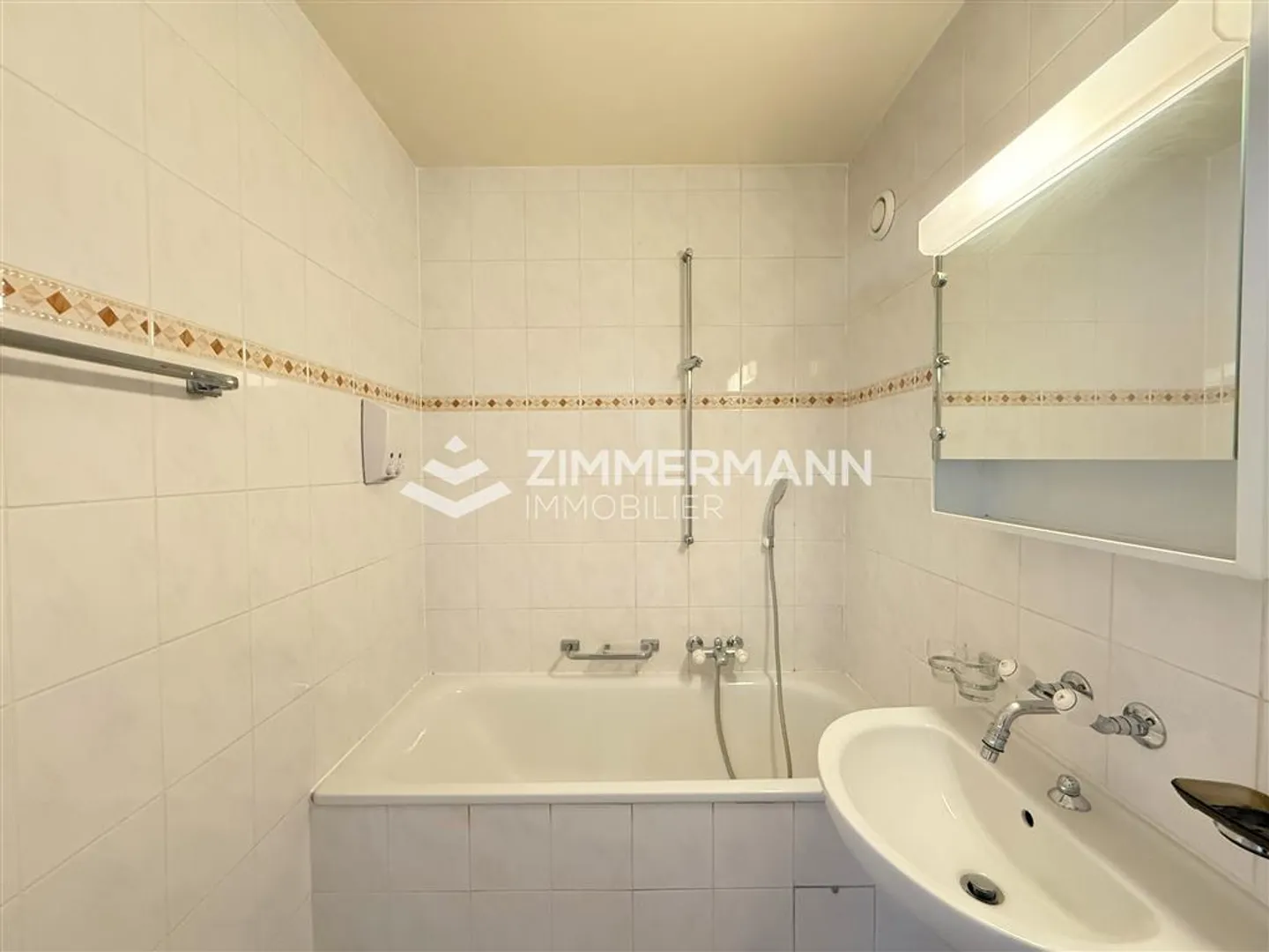 4 room apartment - Photo 4 of 7