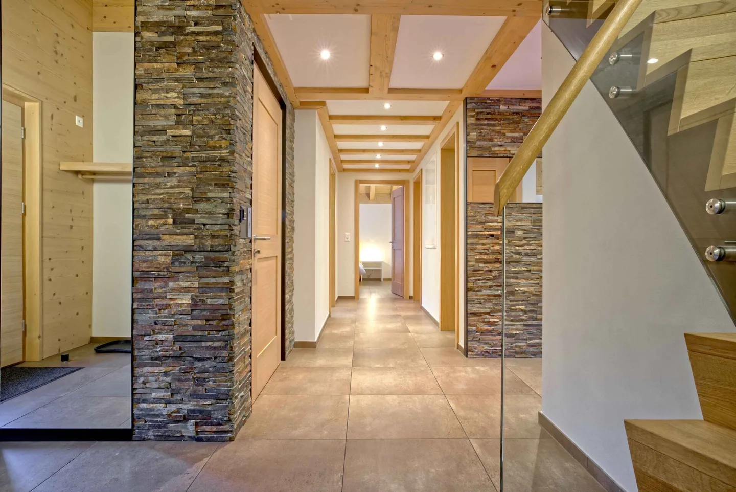 Ampio appartamento di 5,5 stanze vicino agli impianti di risalita, Chalet Antara - Foto 9 di 20