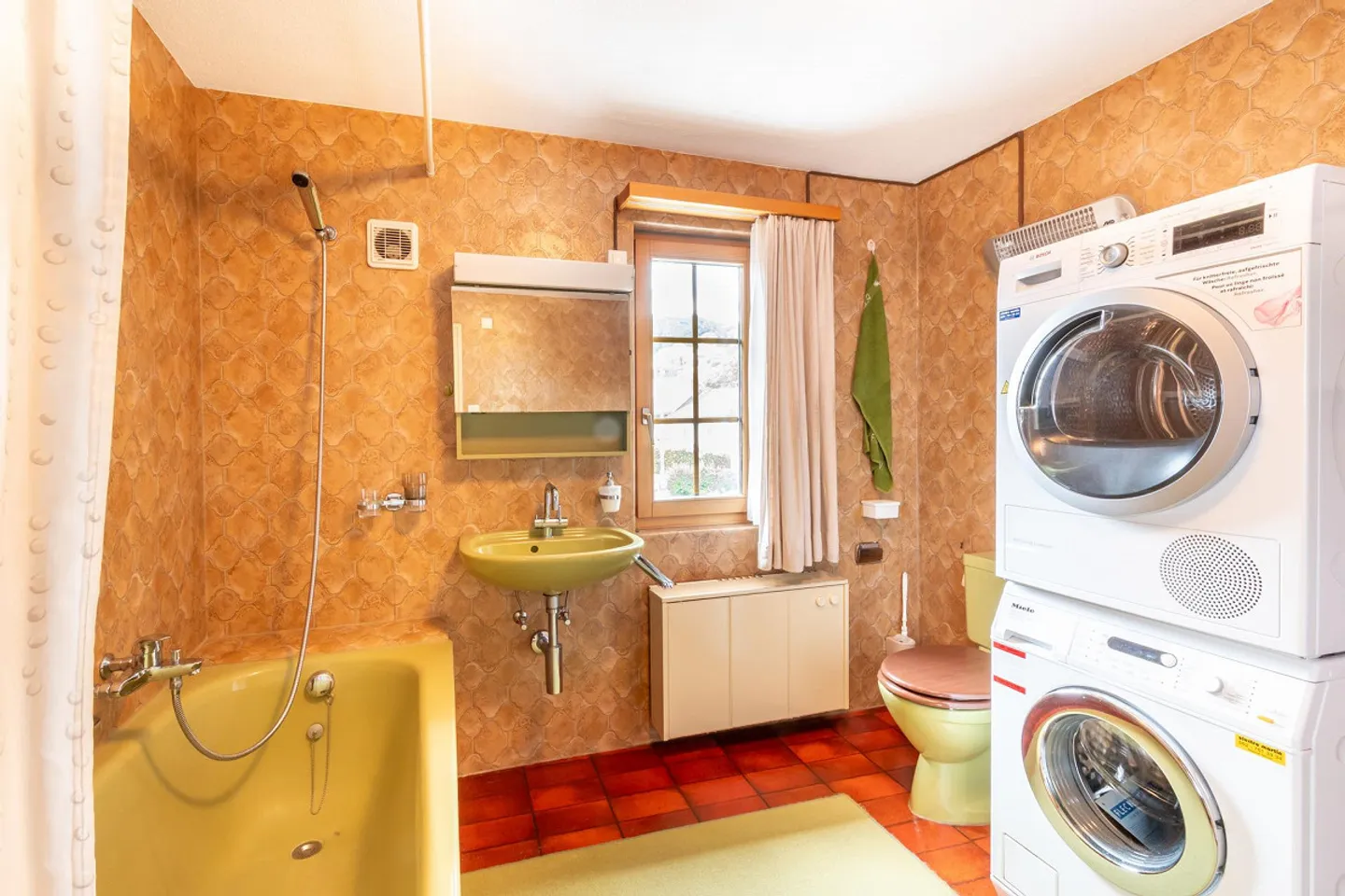 Affascinante casa a graticcio con un'atmosfera abitativa accogliente - Foto 12 di 22