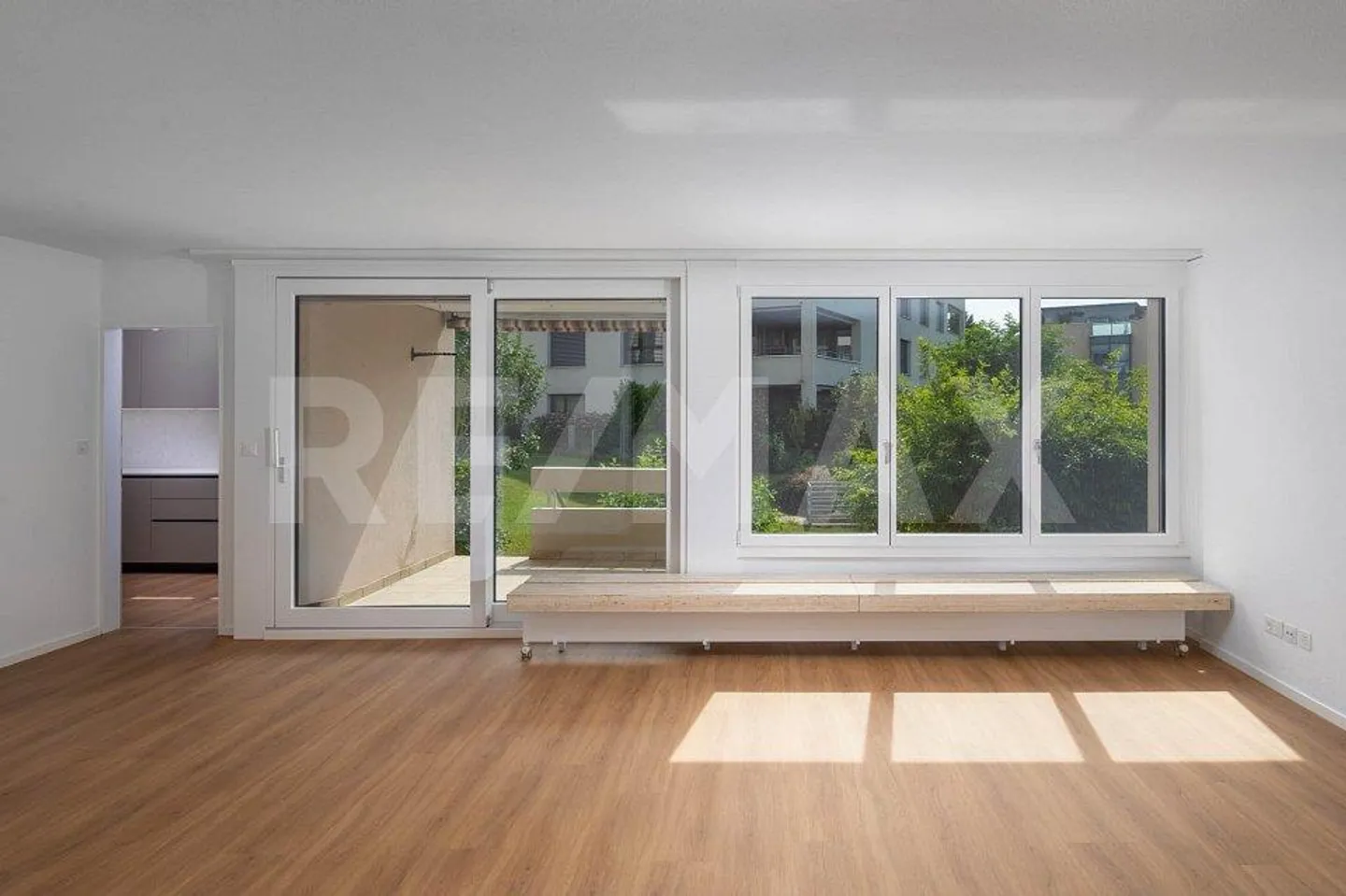 Appartement 4,5 pièces entièrement rénové avec style et confort. - Photo 5 sur 13