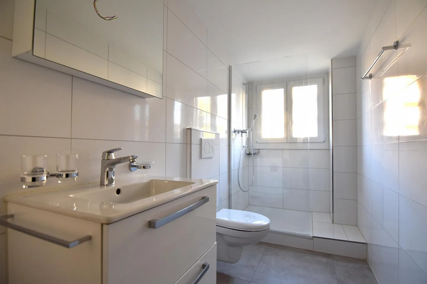 Modern apartment with beautiful view - Photo 7 of 8