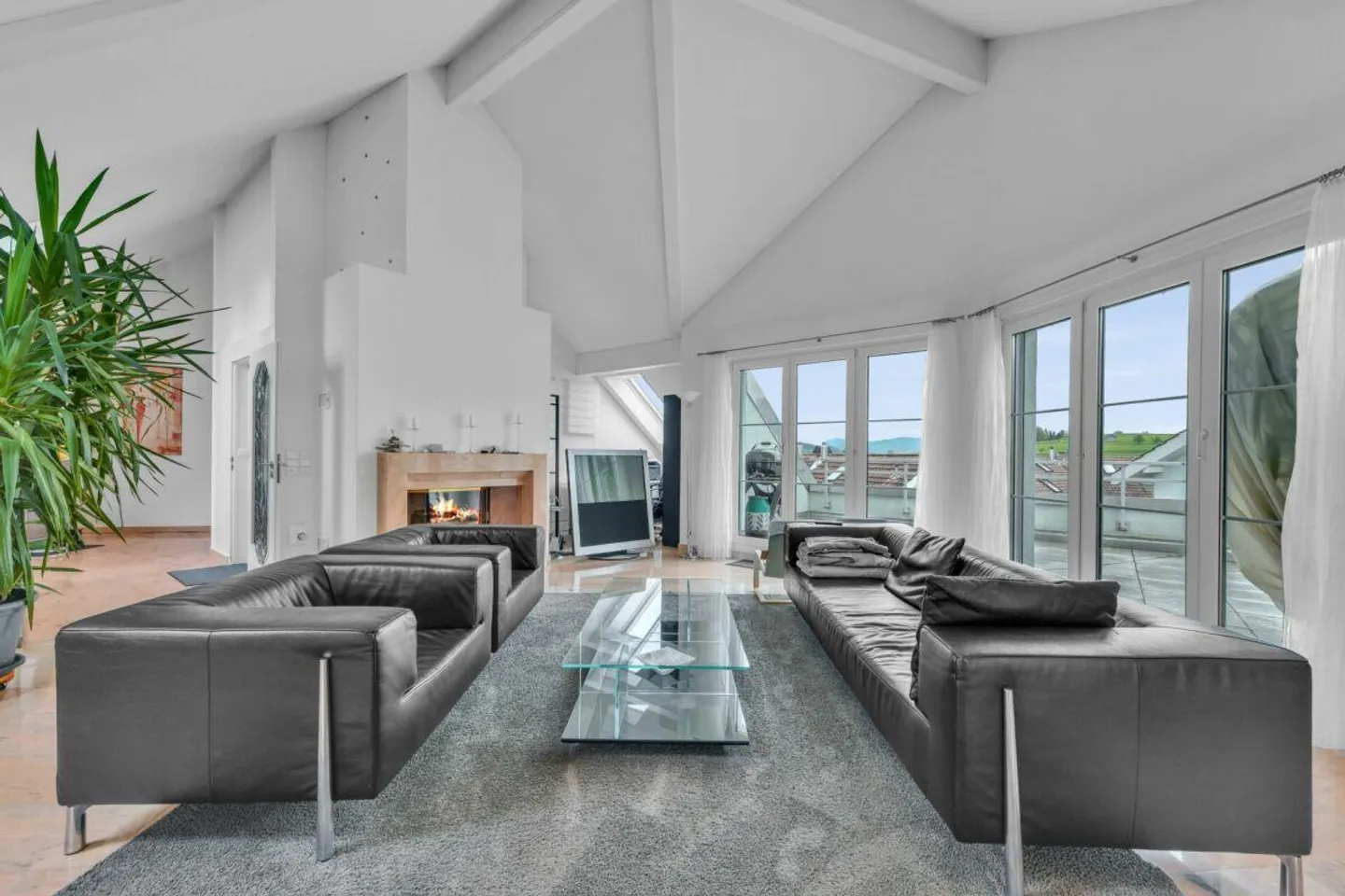 Ein Zuhause zum Verlieben - grosszügige Dachwohnung mit Säntisblick und  viel Raum zum Leben - Foto 1 von 20