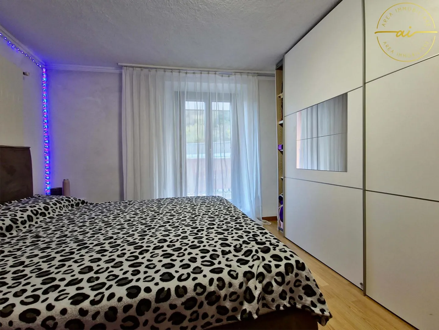 MAISON INDIVIDUELLE AVEC JARDIN PRIVÉ À MAGADINO - Photo 5 sur 9