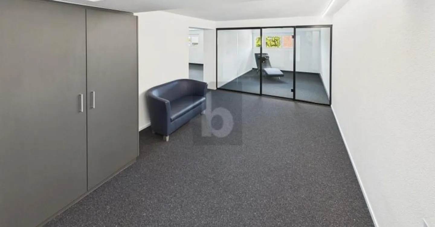 MODERN, PRACTICAL AND WELL ACCESSIBLE - Photo 3 of 5