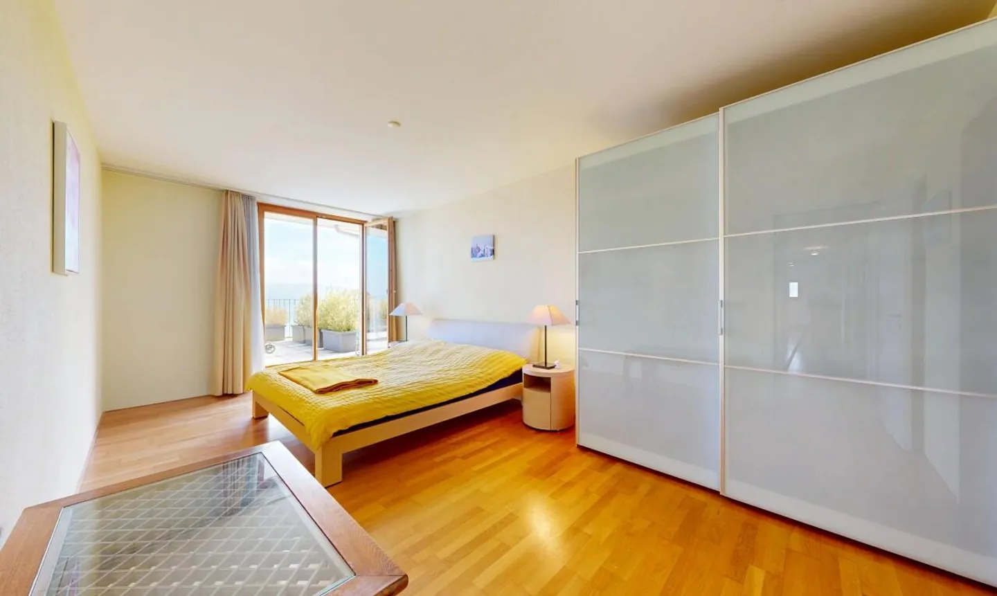 Appartamento in terrazza luminoso di 5,5 stanze con vista panoramica sul lago - Foto 10 di 11